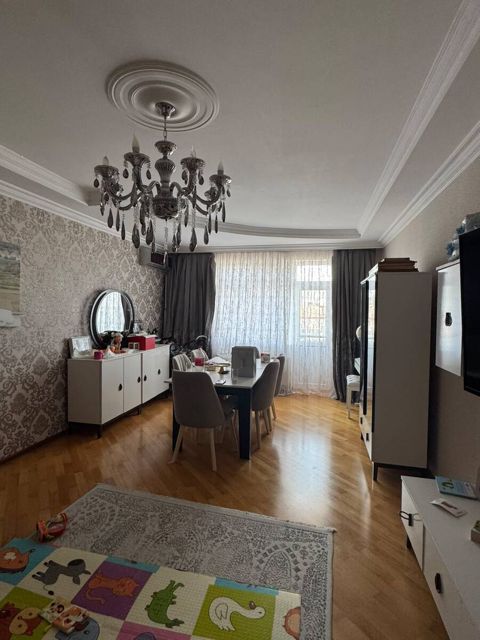 Satılır 2 otaqlı yeni tikili 82 m² — Bakı