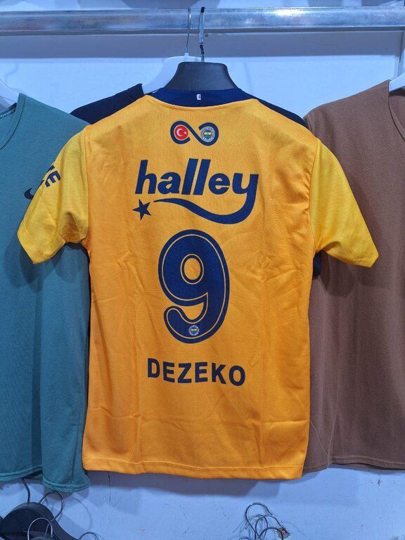 Futbol forması "Dezeko N9" — Geyim, ayakkabı, aksesuarlar, Bakı (3)
