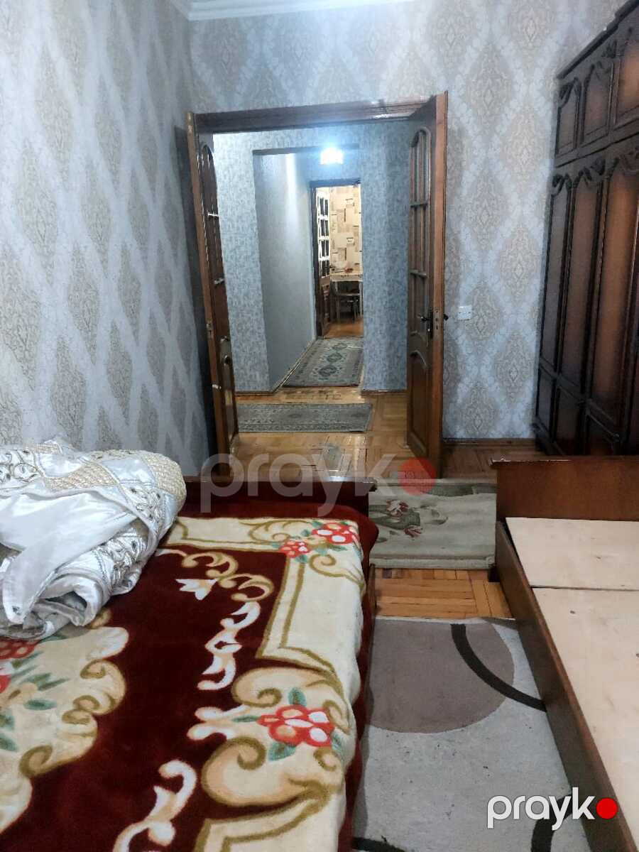 Satılır 4 otaqlı köhnə tikili 110 m² — Mənzil, Bakı (11)
