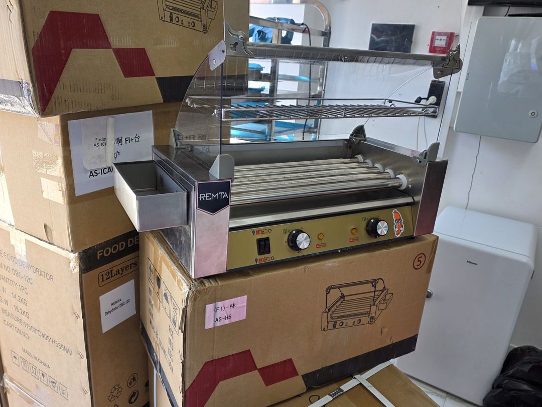 Hotdog bişirən Remta — Biznes və avadanlıq, Bakı (11)