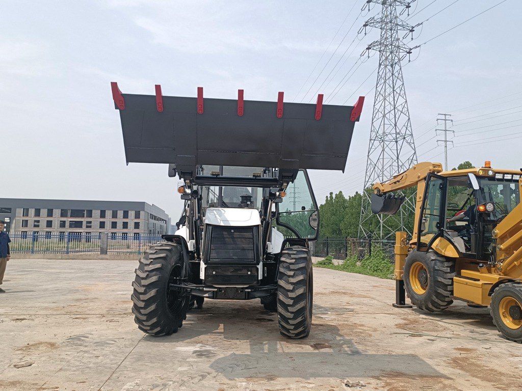 Stltg 388H ekskavator-yükləyici, 2025 il — İnşaat texnikası, Bakı (6)