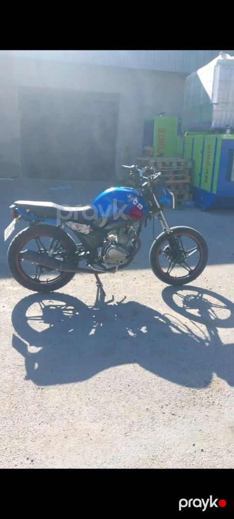 Salam satılır 150 cc hersei isleir coxtandir Moto surmurəm diye — Bakı