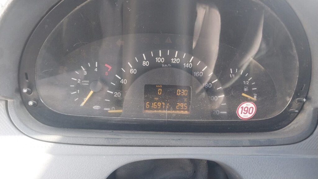 Mercedes Vito, 2.1 L, 2004 il, 616 975 km — Yük maşınları, Bakı (3)