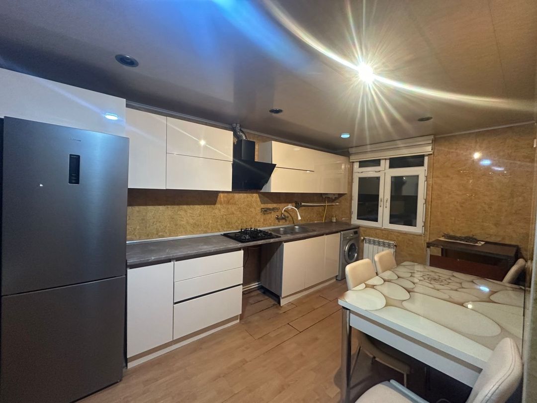 İcarəyə verilir 3 otaqlı köhnə tikili 100 m² — Mənzil, Bakı (2)