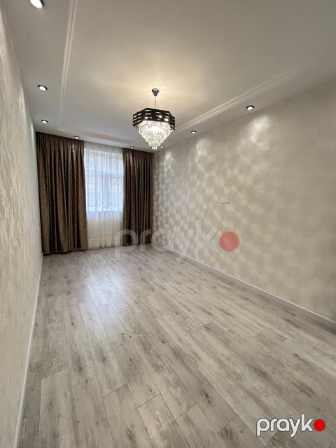 Satılır 3 otaqlı yeni tikili 70 m²