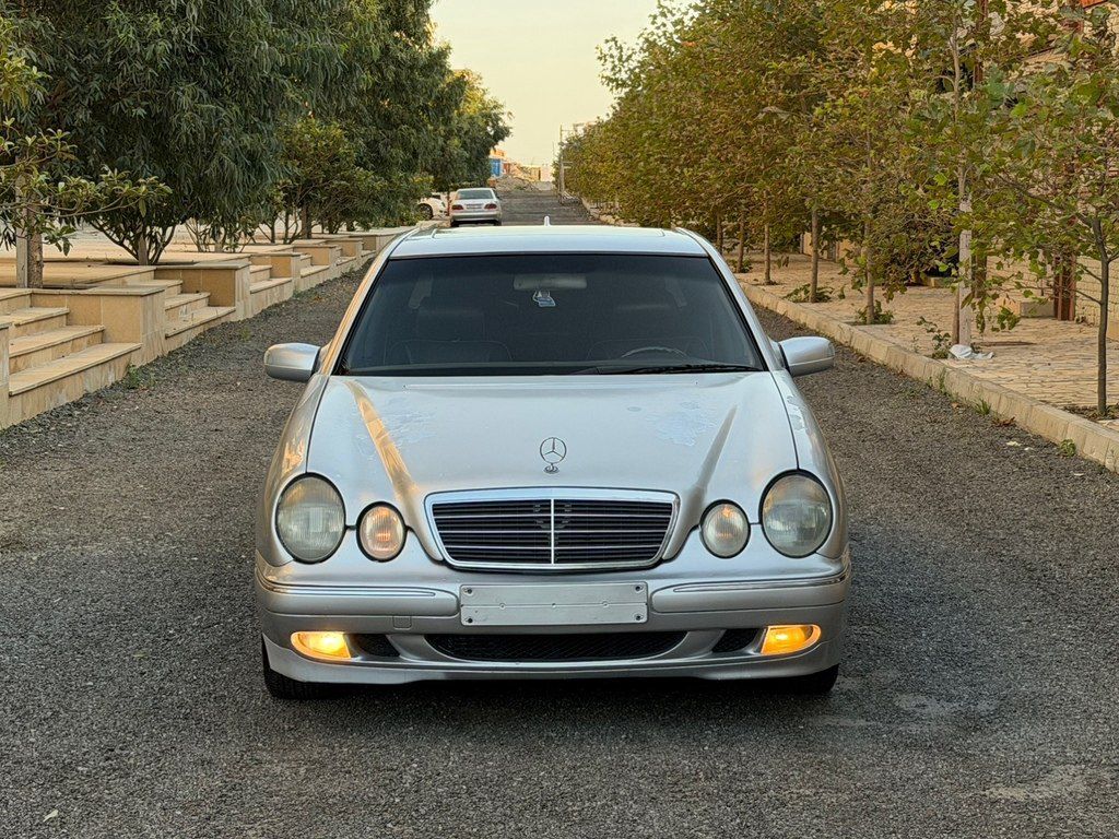 Mercedes E 270, 2.7 L, 2001 il, 400 000 km — Avtomobillər, Bakı (2)