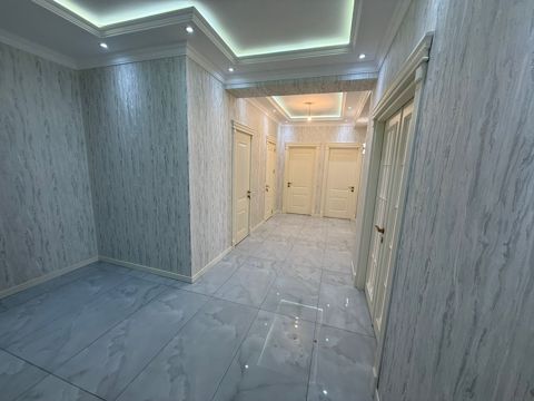 3-otaqlı yeni tikili, 9 Mkr., 119 m² — Bakı