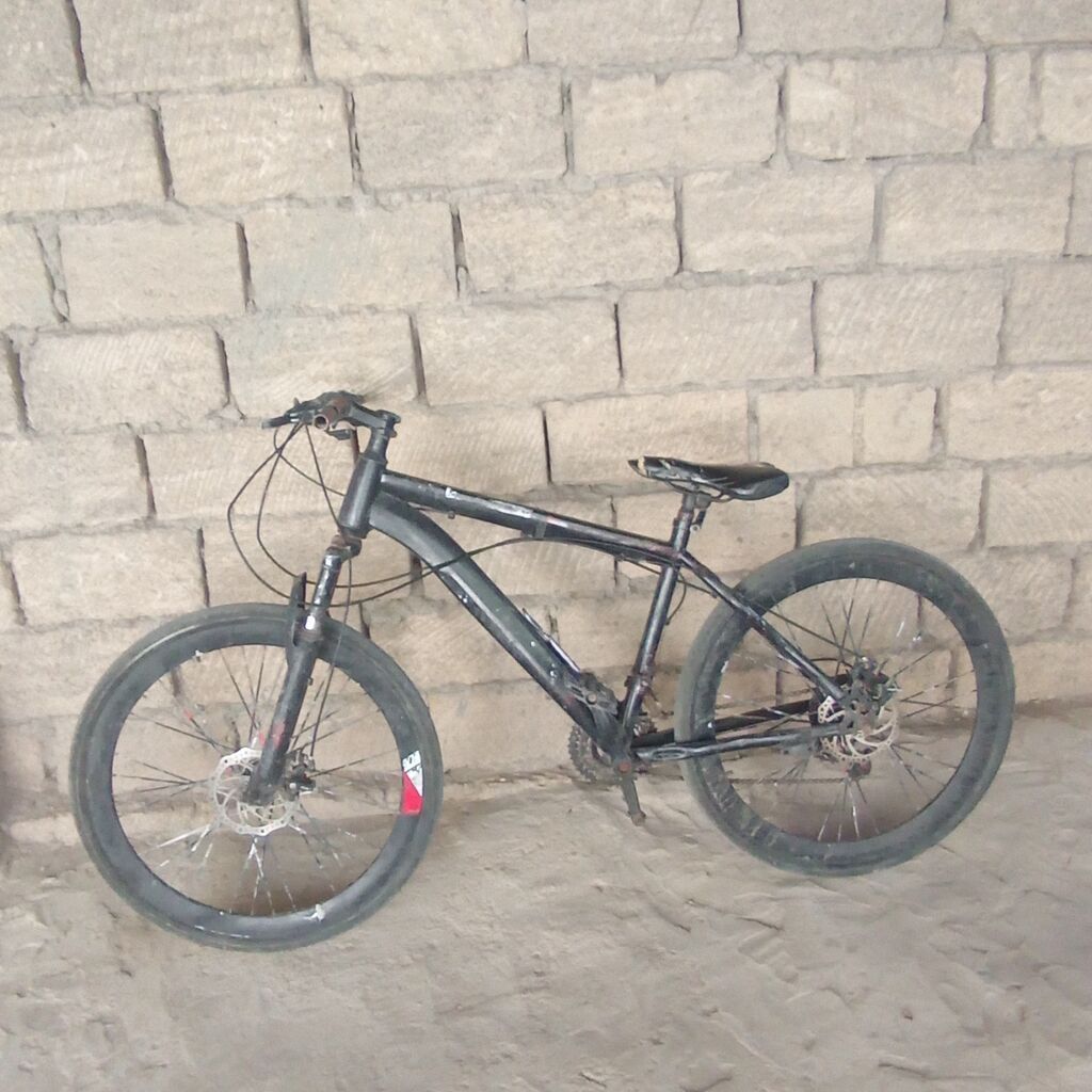 Salam velo yaxşi vəziyətdədir bir dənə arxa ox yiğipmalidir amma — Dağ velosipedləri, Bakı (3)