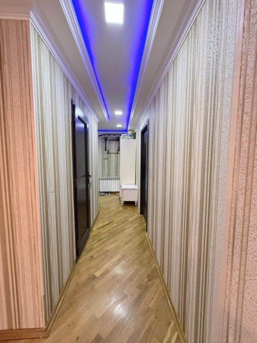 Satılır 2 otaqlı köhnə tikili 65 m² — Mənzil, Bakı (8)