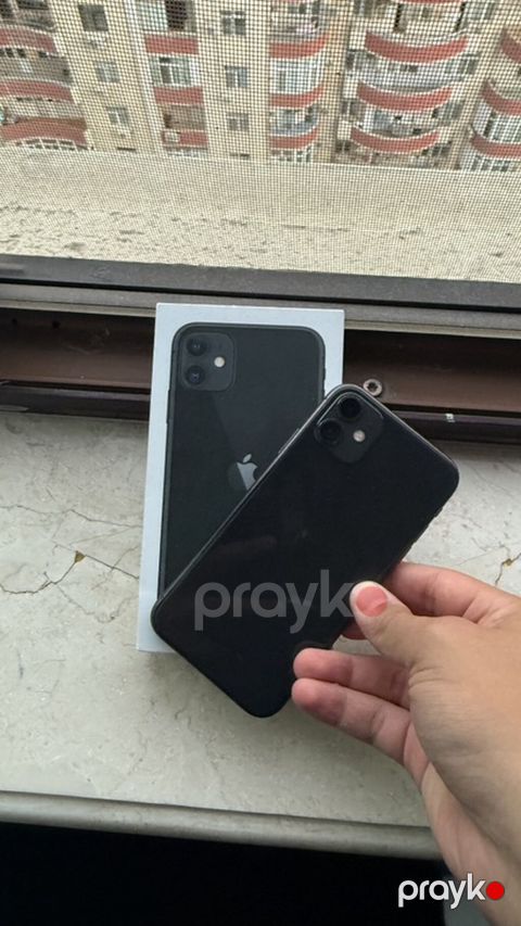 IPhone 11, Qara — Bakı