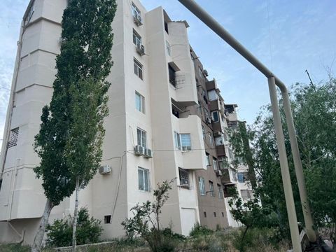 Satılır 2 otaqlı köhnə tikili 49 m² — Bakı