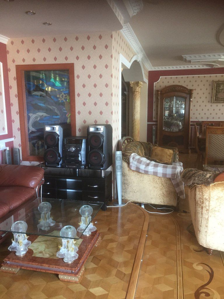 İcarəyə verilir 4 otaqlı yeni tikili 225 m² — Mənzil, Bakı (8)
