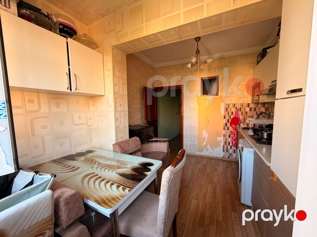 Satılır 2 otaqlı köhnə tikili 70 m² — Mənzil, Bakı (2)