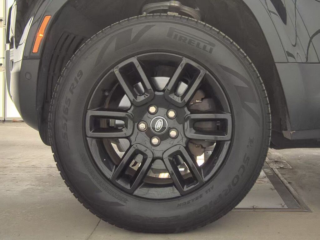 Land Rover Defender, 2.0 L, 2024 il, 74 030 km — Avtomobillər (4)