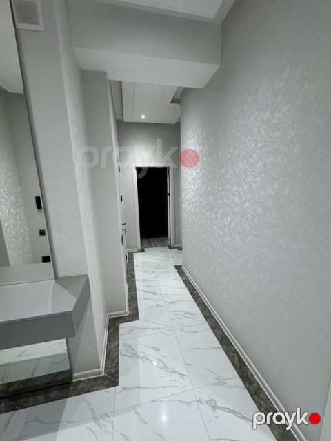 İcarəyə verilir 2 otaqlı yeni tikili 75 m²