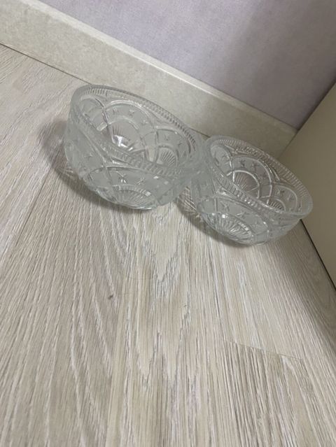 Şüşə qablar dəsti - Sayı: 2 ədəd - Material: şəffaf şüşə - Dizayn — Digah