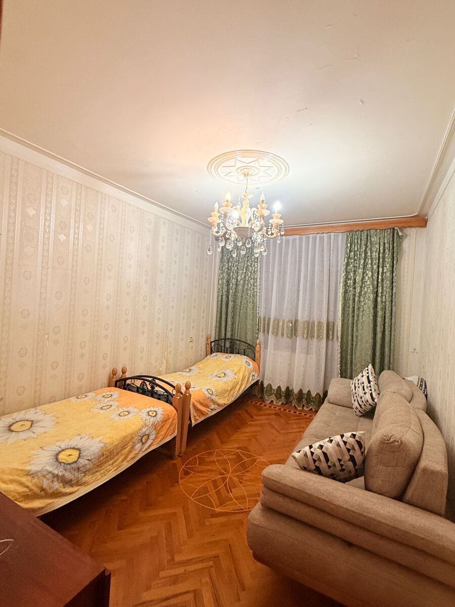 Satılır 4 otaqlı köhnə tikili 135 m² — Mənzil, Bakı (7)