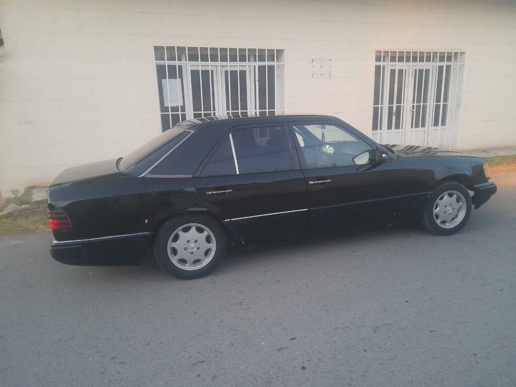 Mercedes 220 E, 2.2 L, 1993 il, 876 464 km — Avtomobillər, Ağcabədi (6)