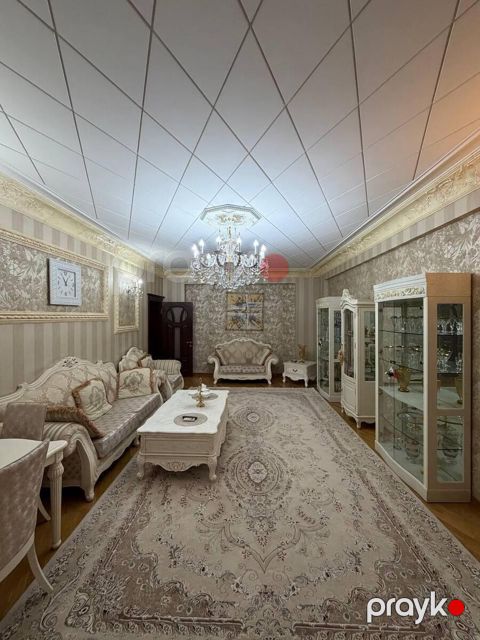 Satılır 4 otaqlı yeni tikili 214 m²