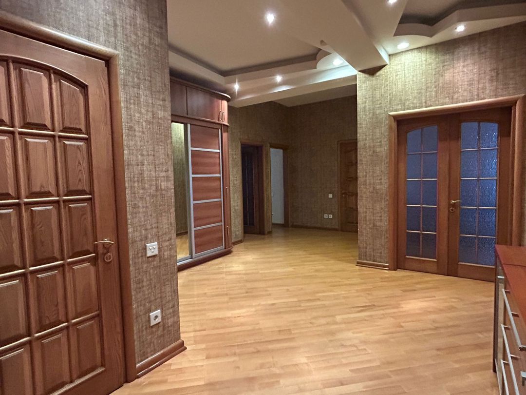 Satılır 4 otaqlı yeni tikili 175 m² — Mənzil, Bakı (11)