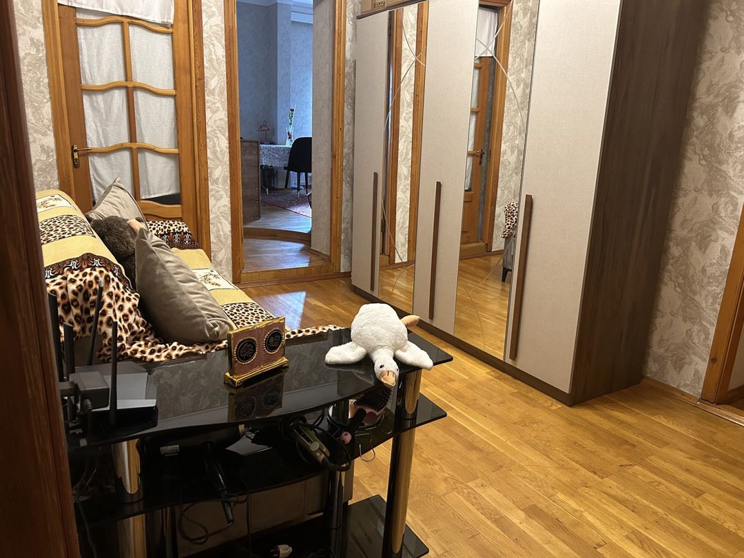 İcarəyə verilir 4 otaqlı köhnə tikili 100 m² — Mənzil, Bakı (6)