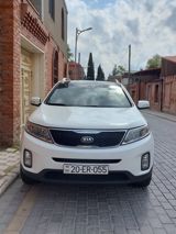 Kia Sorento, 2.0 L, 2013 il, 220 000 km — Cars