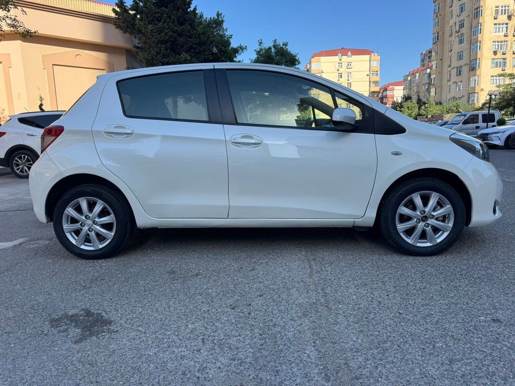 Toyota Yaris, 1.3 L, 2011 il, 225 800 km — Avtomobillər, Bakı (5)