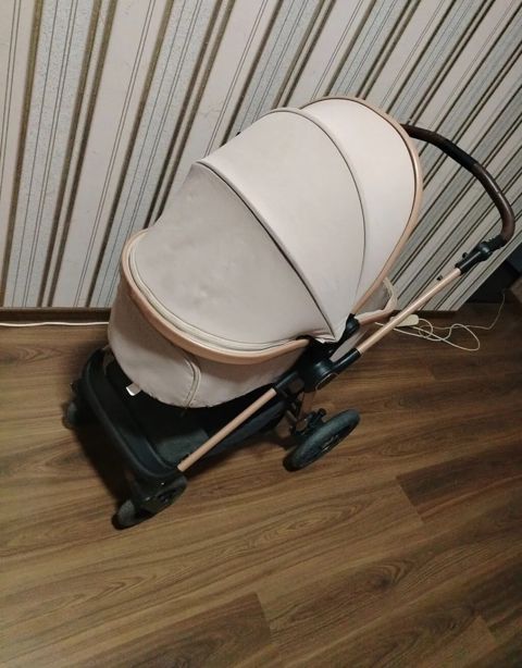Uşaq arabası — Strollers