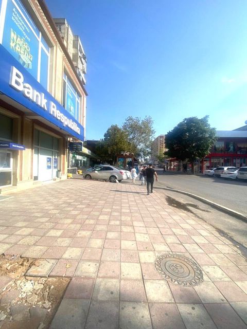 Satılır obyekt 110 m² — Bakı