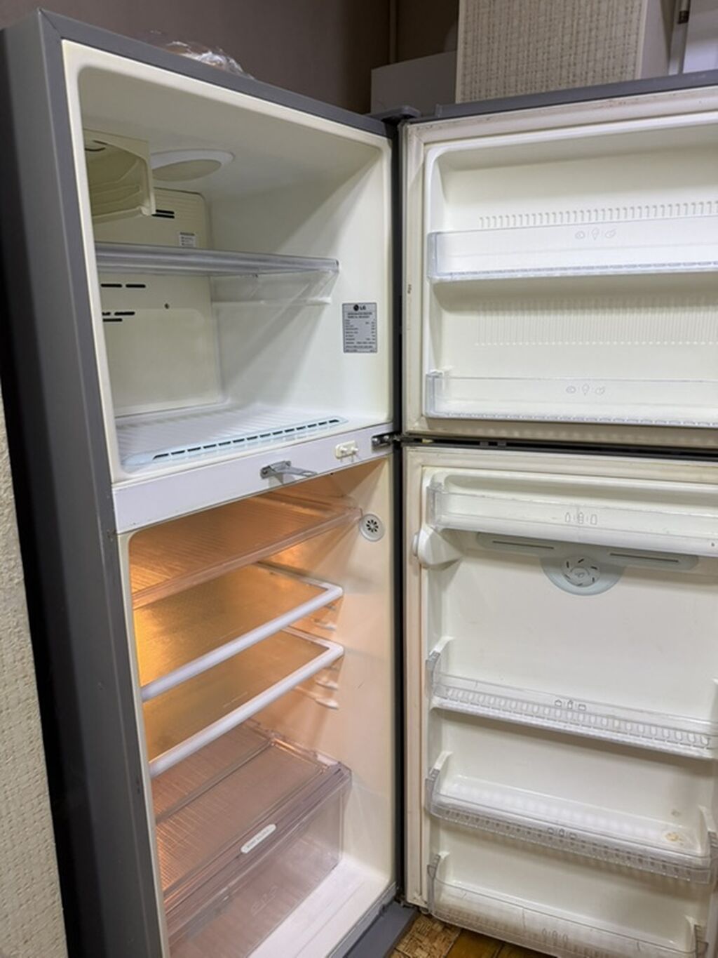İki qapılı LG soyuducu - Rəng: gümüş (inox effektli korpus) - Qapı — Soyuducular, Bakı (6)