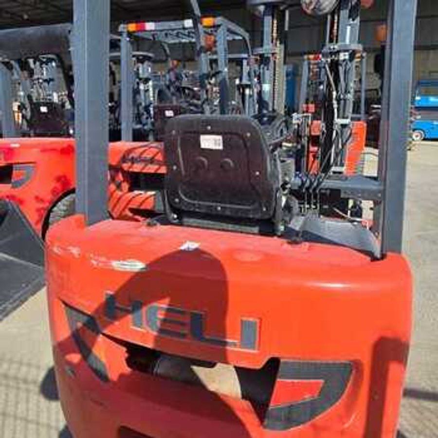Cpcd15 1.5 tonluq dizel forklift 2024 il — Forkliftlər, Bakı (2)