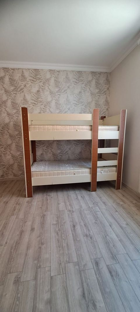 Ikimertebe kravat matraslar daxil 120azn savalan(0050) Gunel1