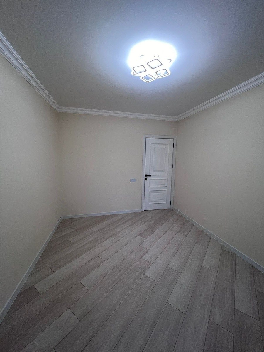 Satılır 4 otaqlı köhnə tikili 105 m² — Mənzil, Bakı (8)