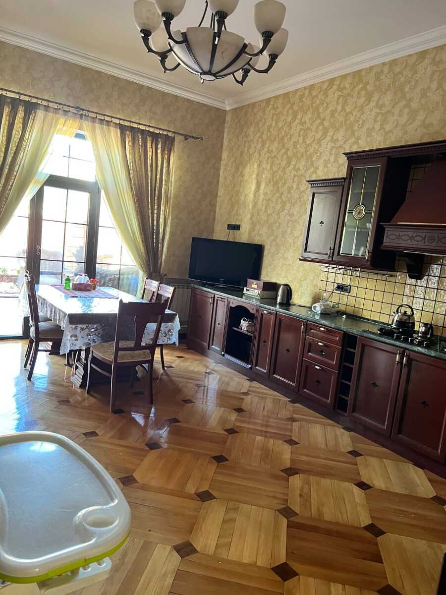 Satılır 9 otaqlı həyət evi/bağ evi 550 m² — Ev, villa, Bakı (7)