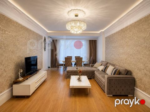 Satılır 3 otaqlı yeni tikili 140 m² — Bakı