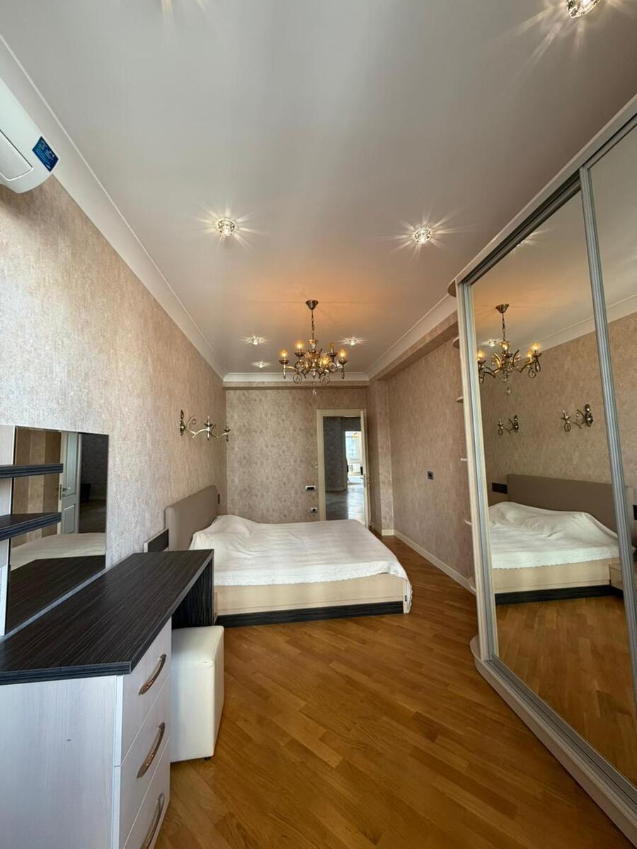 Satılır 3 otaqlı yeni tikili 177 m² — Mənzil, Bakı (4)