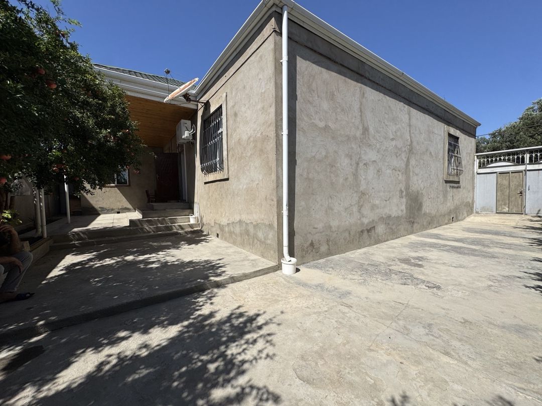Satılır 4 otaqlı həyət evi/bağ evi 150 m² — Ev, villa, Bakı (4)