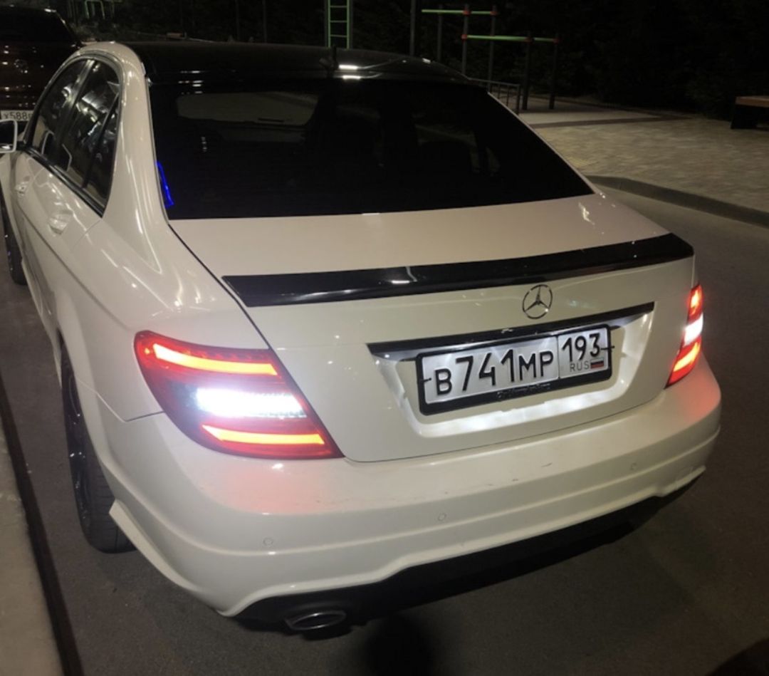 Mercedes W204 spoyleri — Ehtiyat hissələri və aksesuarlar, Bakı (4)