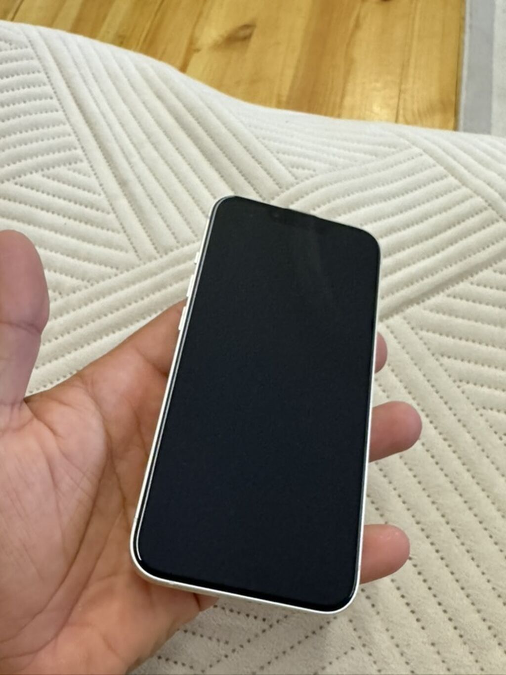 IPhone 13, Ağ, Simsiz şarj — Apple iPhone, Gəncə (2)