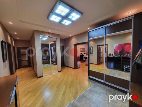 Satılır 4 otaqlı yeni tikili 164 m²