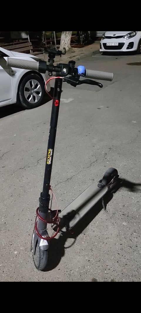İşlənmiş Elektrik samokat 5", 250 Vt, 26 - 35 km/s, Ödənişli çatdırılma — Sumqayıt