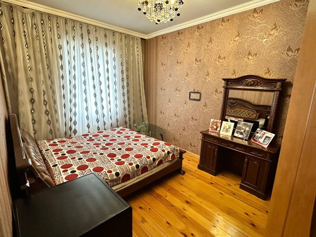 Satılır 6 otaqlı həyət evi/bağ evi 250 m² — Ev, villa, Bakı (12)