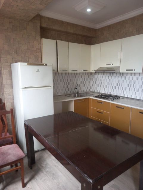 Satılır 2 otaqlı yeni tikili 78 m² — Bakı