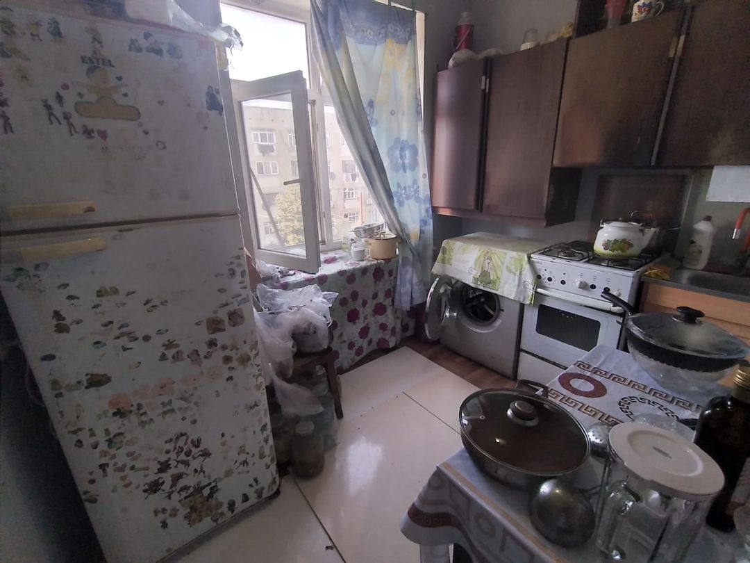 Satış: 2 otaqlı Köhnə tikili, 50 m², Suraxanı rayonu — Mənzil, Bakı (9)