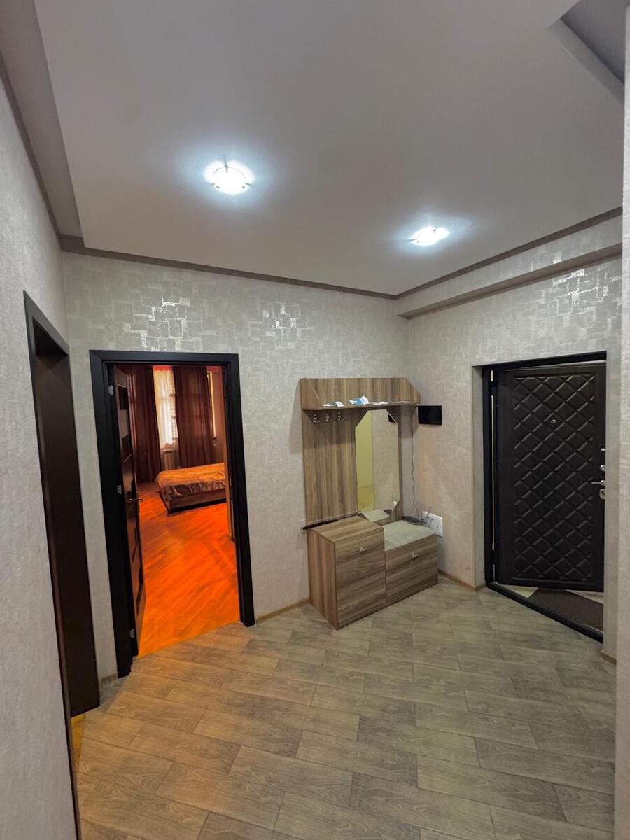 İcarəyə verilir 3 otaqlı yeni tikili 110 m² — Mənzil, Bakı (11)