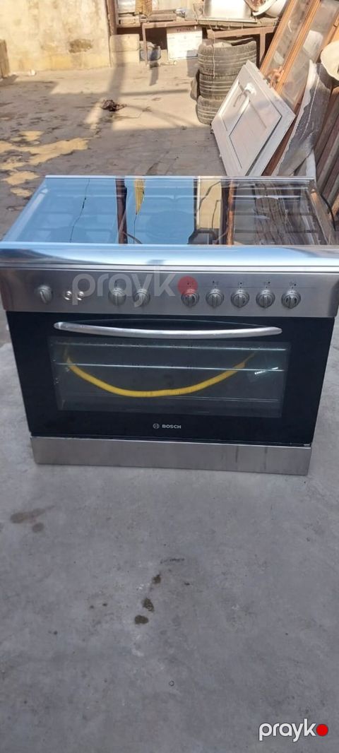 Bosch qaz peci satilir// Qiymet 250 azn. Tam islekdir hec bir — Digah
