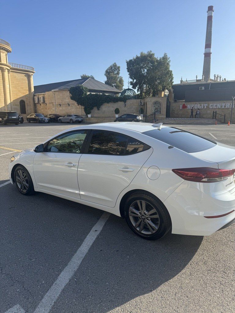 Hyundai Elantra, 2.0 L, 2017 il, 213 399 km — Avtomobillər, Bakı (4)