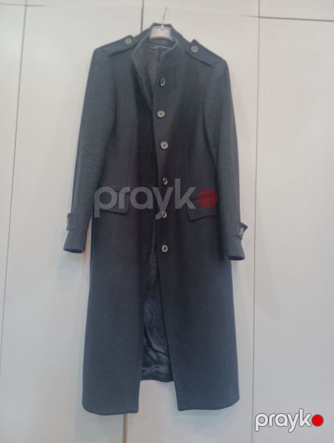 Kişi uzun palto - Rəng: tünd boz/qara ton - Model: düz kəsim — Bakı