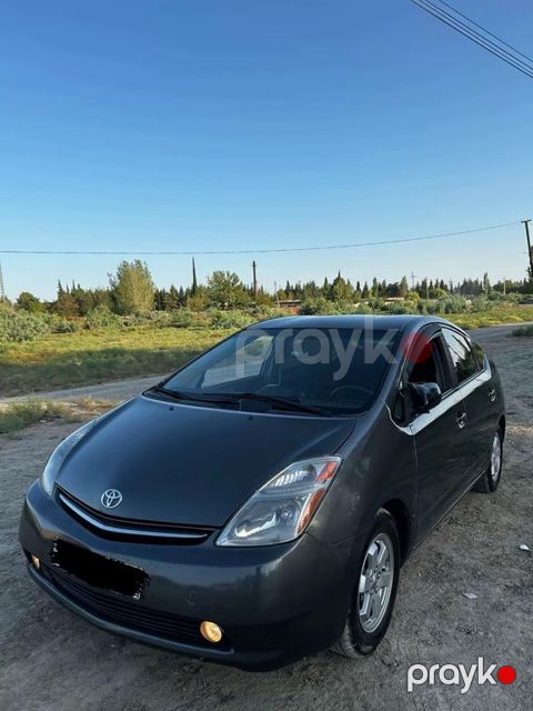 Toyota Prius, 1.5 L, 1.3 kWh, 2007 il, 385 000 km