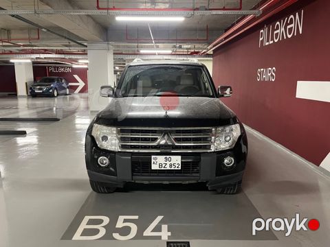 Mitsubishi Pajero, 3.0 L, 2007 il, 129 000 km
